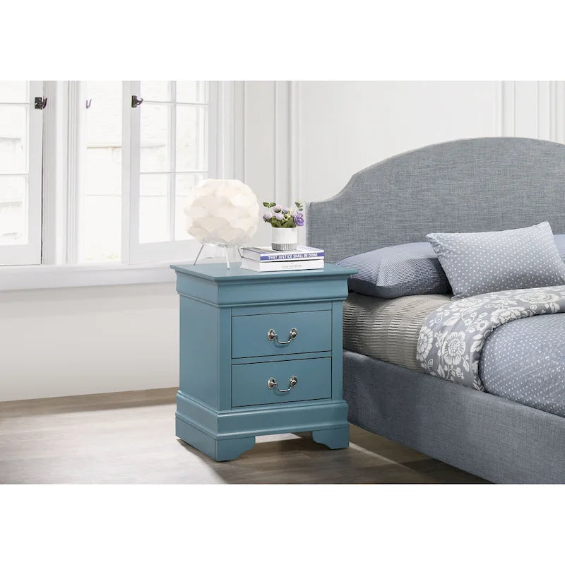 Traditional 2-Drawer Wood Nightstand